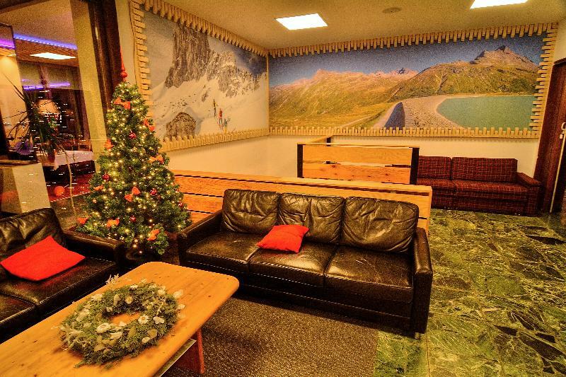 Hotel Silvretta การ์กเอลเลิน ภายนอก รูปภาพ