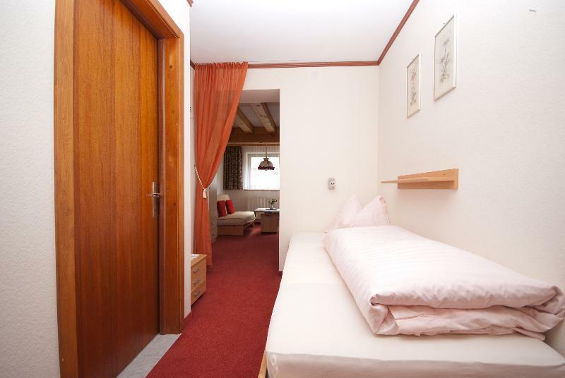 Hotel Silvretta การ์กเอลเลิน ภายนอก รูปภาพ